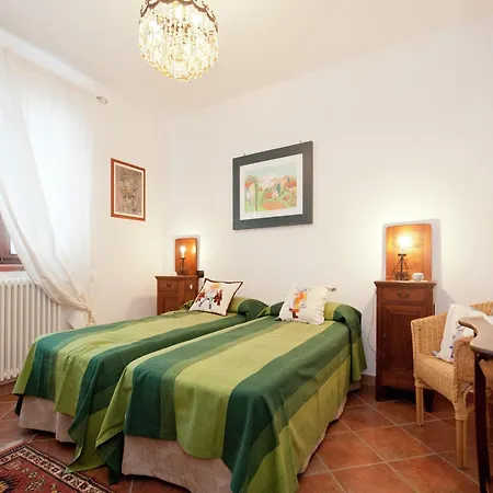 Woodland Escape With Pool Carbuta